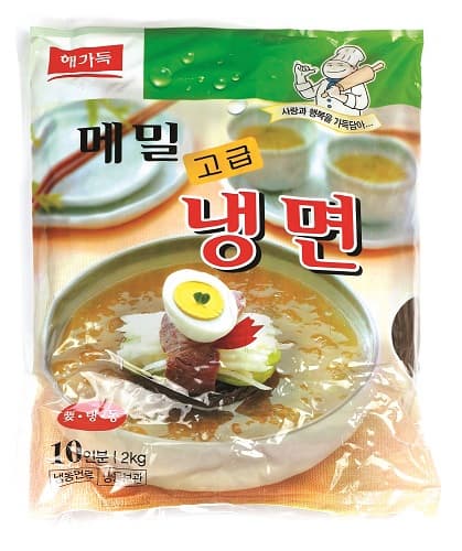 Korea instant noodle memil Naengmyeon_Broth_